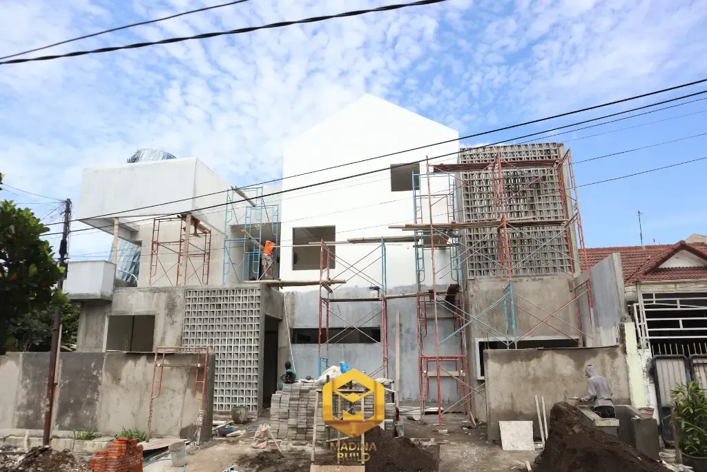 MadinaBuild - Jasa Renovasi Rumah Jember